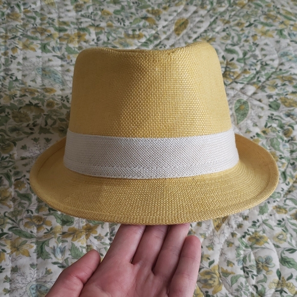Forever21 Yellow canvas fedora hat with cr… - Picture 2 of 6